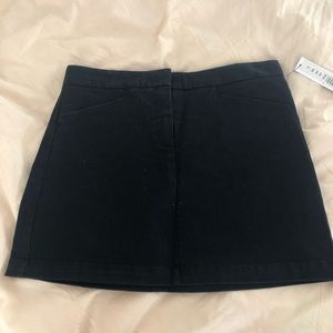 Theory NWT navy  jeans skirt